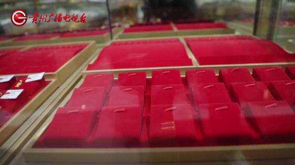 火眼金睛！贵州一金店200多万金饰被盗，警方24小时破案