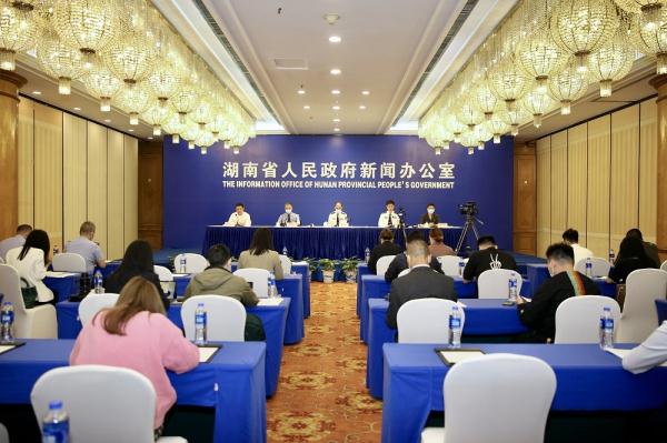 湖南4个月破获电诈案8899起!这种诈骗最高发,当心中招 湖南4个月破获电诈案8899起!这种诈骗最高发,当心中招