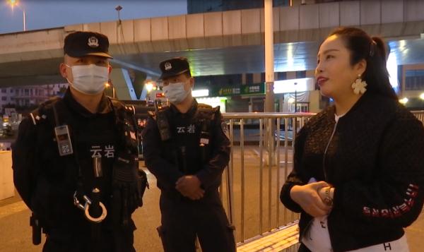 同名同姓同城卡,三万块钱转错人! 女子:我还以为拿不回来了 同名同姓同城卡,三万块钱转错人! 女子:我还以为拿不回来了