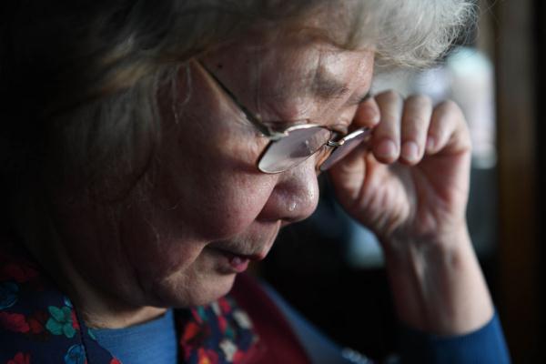 一生只够爱一人 八旬老人手写200万字《缱绻曲》