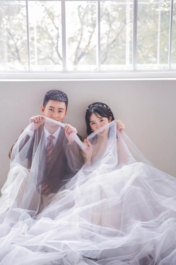 别样浪漫！北京95后新婚夫妻“疫线”度“蜜月”
