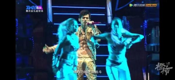 热搜第一!昨晚朋友圈都在刷这个曾经有腹肌的男人! 热搜第一!昨晚朋友圈都在刷这个曾经有腹肌的男人!