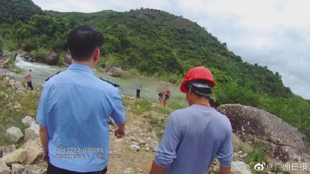 4个小男孩结伴野泳，热心村民劝不住立即报警