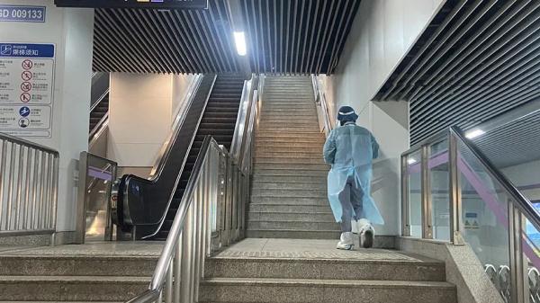 直击上海地铁4条线路复运前夕：场所码处处有！提示：这三个站点仅服务抵离沪旅客