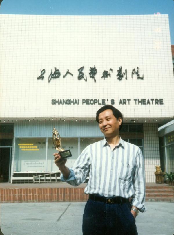 著名演员严翔在沪去世，因《上海的早晨》家喻户晓