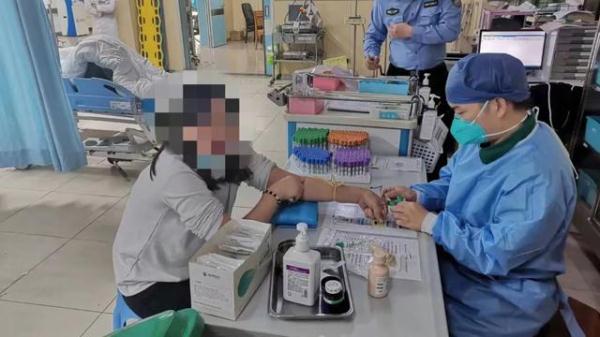 女子凌晨和男友吵架摔门而出!凭印象开车上路却迷失方向,顿时就慌了! 女子凌晨和男友吵架摔门而出!凭印象开车上路却迷失方向,顿时就慌了!