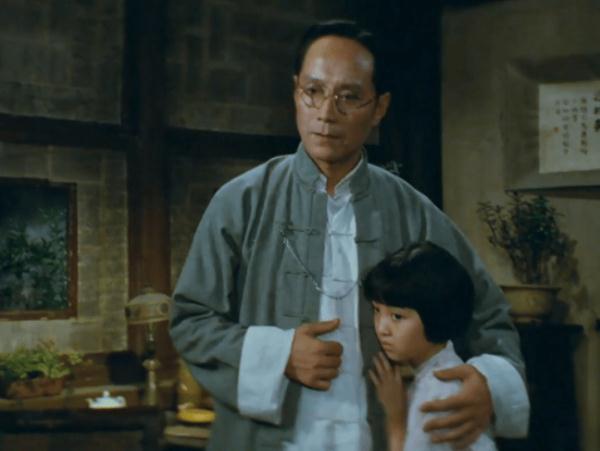 著名演员严翔在沪去世，因《上海的早晨》家喻户晓