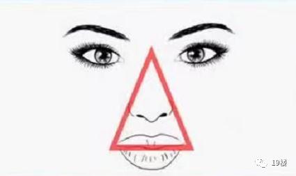 频繁挖鼻孔，15岁女孩“挖”出颅内感染险致命，医生：别乱抠!