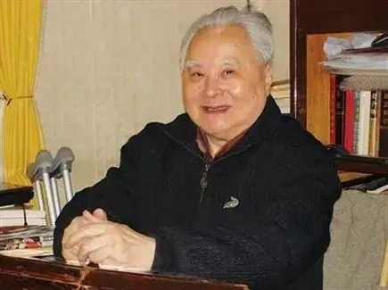 又一大师在沪去世！被称为“中国保尔”，他的作品影响了几代人→