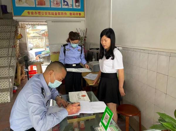 “关键时刻要冲在前” 从警30载 他用生命写下忠诚警魂