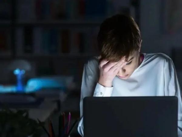 更年期未到,“老人斑”先来怎么办? 更年期未到,“老人斑”先来怎么办?