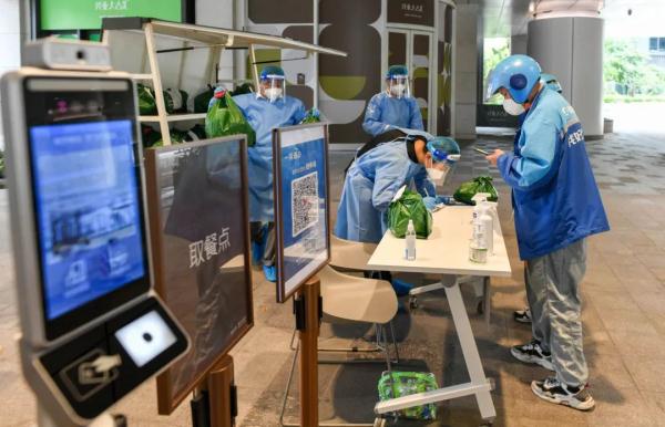 开门迎客！上海这些购物中心线下回归，还有一波复市商场在路上