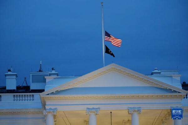 美国得克萨斯州小学枪击事件致21名师生死亡