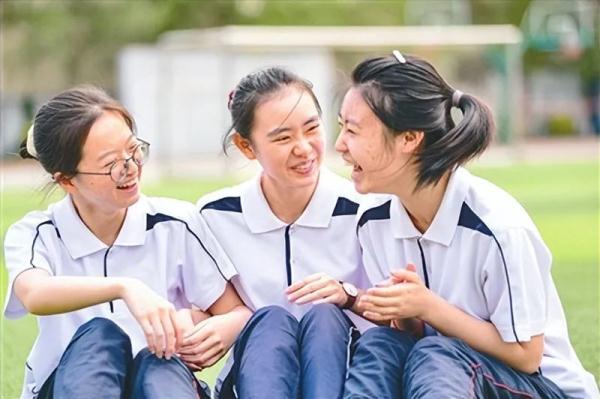 办理身份证!公安机关出台六项措施服务中高考学生 办理身份证!公安机关出台六项措施服务中高考学生