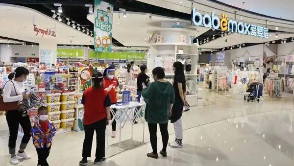 上海新增48+290;EMS恢复个人寄递,一批购物中心回归有了时间表 上海新增48+290;EMS恢复个人寄递,一批购物中心回归有了时间表