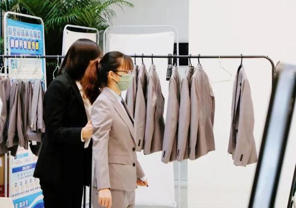 免费送站返乡！北京高校密集发布离校通知，毕业典礼这样......