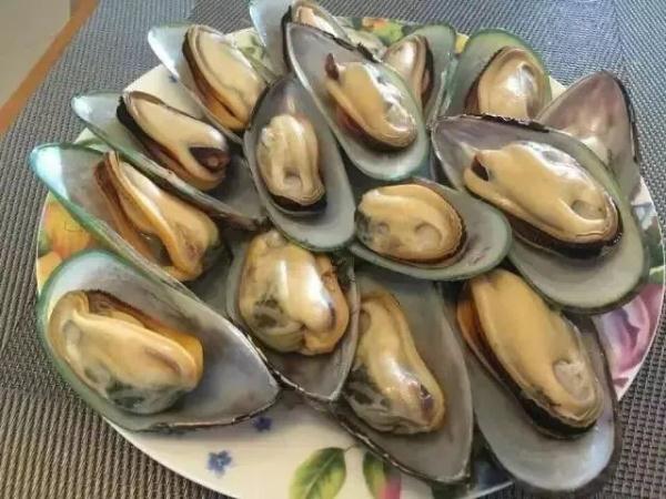 @广东人，近期需慎食青口等贝类