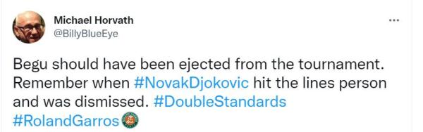 罗马尼亚网球运动员比赛中怒摔球拍,吓哭观众席儿童 罗马尼亚网球运动员比赛中怒摔球拍,吓哭观众席儿童