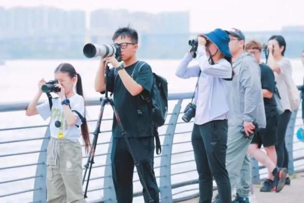 听完17岁团长的分享，成年人都沉默了