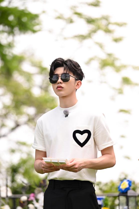 谁是“匿名用户”?《奔跑吧》第十季开启“悬疑烧脑”模式! 谁是“匿名用户”?《奔跑吧》第十季开启“悬疑烧脑”模式!