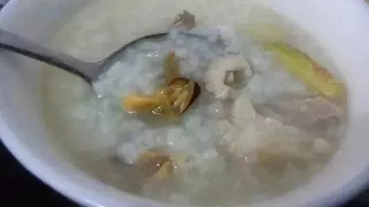 @广东人，近期需慎食青口等贝类
