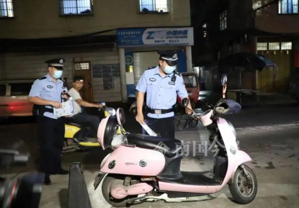 “柳东、柳南三兄弟”先后落网!柳州这城区也出手了! “柳东、柳南三兄弟”先后落网!柳州这城区也出手了!