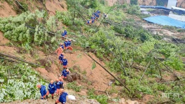 长沙暴雨即将来袭!湖南发布紧急预警,这些地方要注意… 长沙暴雨即将来袭!湖南发布紧急预警,这些地方要注意…