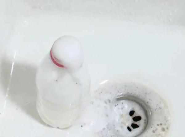 厕所炸了!男子被大面积灼伤,就因为它…… 厕所炸了!男子被大面积灼伤,就因为它……