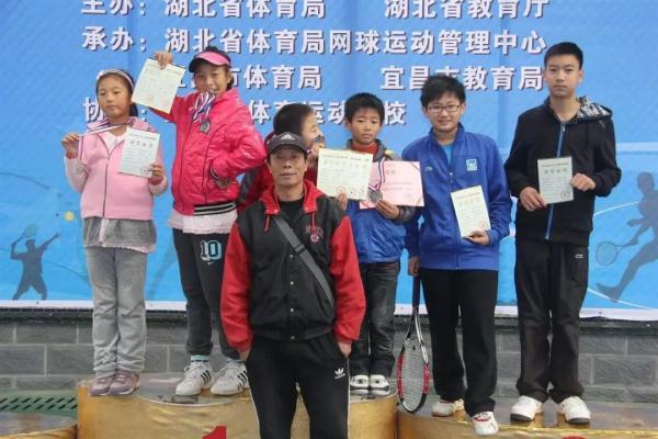 全网沸腾！她击败前世界冠军后又赢一人！