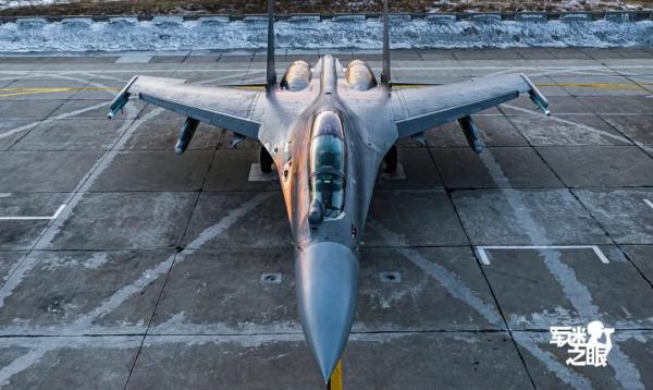 我空军歼16轰6k与俄军图95首次同框照片披露