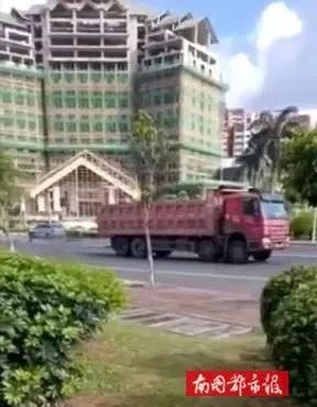摩托车与货车发生剐蹭，文昌65岁男子被压身亡
