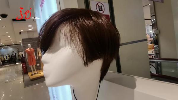 5300元买假发,怎料洗完颜色改变,直发还成卷发了...... 5300元买假发,怎料洗完颜色改变,直发还成卷发了......