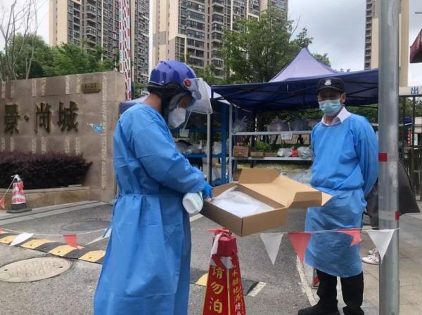 嘉定邮政恢复个人寄递EMS特快专递服务 市民可提前预约寄件 嘉定邮政恢复个人寄递EMS特快专递服务 市民可提前预约寄件