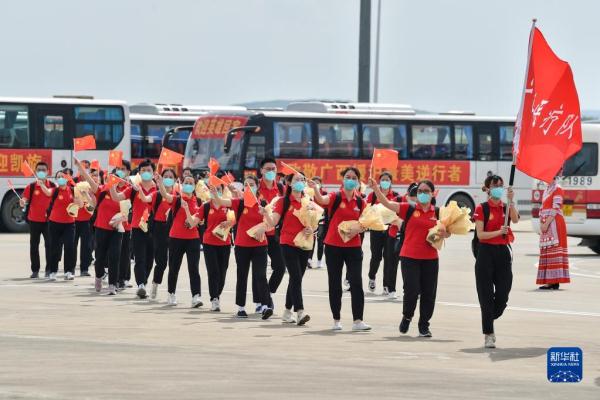 广西援沪医疗队顺利返程