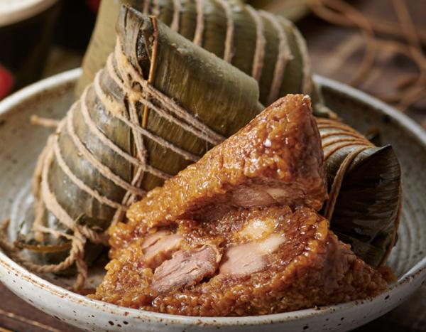 包粽子成上海市民过端午节新活动,粽叶销量涨幅是粽子3倍 包粽子成上海市民过端午节新活动,粽叶销量涨幅是粽子3倍