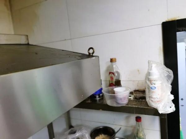 上海餐饮复工后，都是积压库存，东西不能吃？后厨不能看？调查发现…