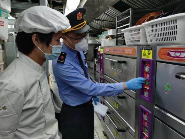 上海餐饮复工后，都是积压库存，东西不能吃？后厨不能看？调查发现…
