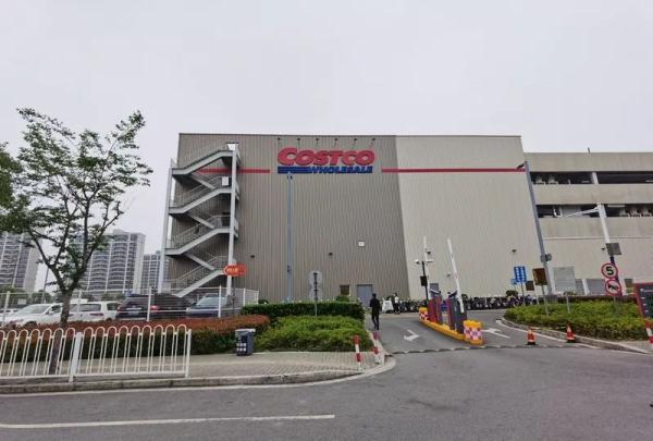 上海餐饮复工后，都是积压库存，东西不能吃？后厨不能看？调查发现…