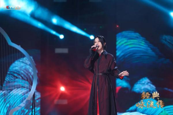 《经典咏流传》第九期,看年轻人“以诗为马”放飞青春的想象力和创造力 《经典咏流传》第九期,看年轻人“以诗为马”放飞青春的想象力和创造力