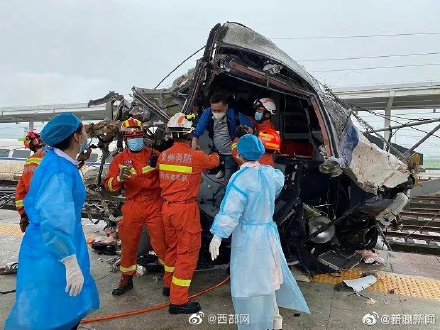 泥石流塌方多次导致列车事故，专家解释铁路险情为何难以自动预警？