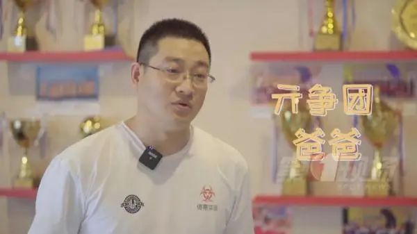 深圳9岁“篮球女孩”火出圈,简直不要太!飒!了! 深圳9岁“篮球女孩”火出圈,简直不要太!飒!了!