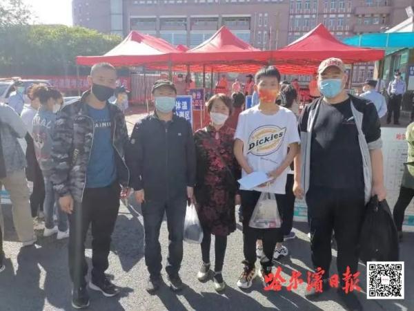 加油！带着自信的笑容，交出满意的答卷……