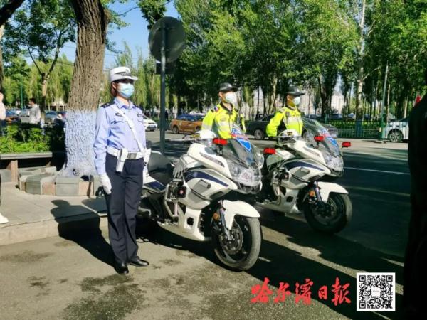 加油！带着自信的笑容，交出满意的答卷……