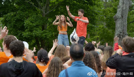 美警方：全美街头枪支或达5亿支 各地掀起"幽灵枪"订购潮