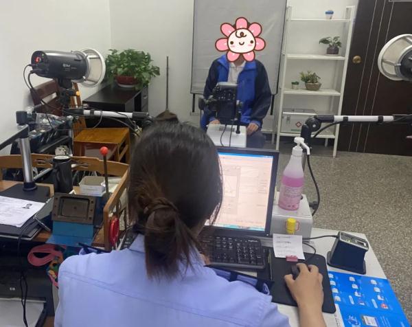 杭州一男子急冲冲跑派出所：“我儿子高考，但他…”