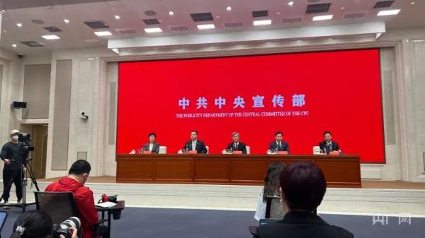 国家铁路局回应D2809次列车事故