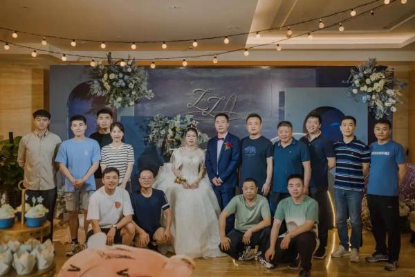 感动全场，民警婚礼现场惊现特殊“贺礼”