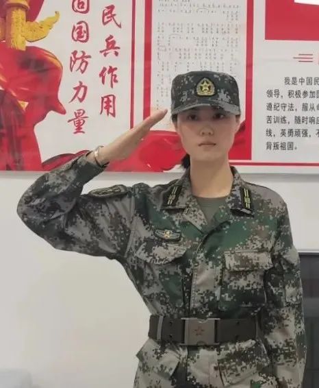 这个退役女兵不简单！复学、考研、考事业编一个没落下！