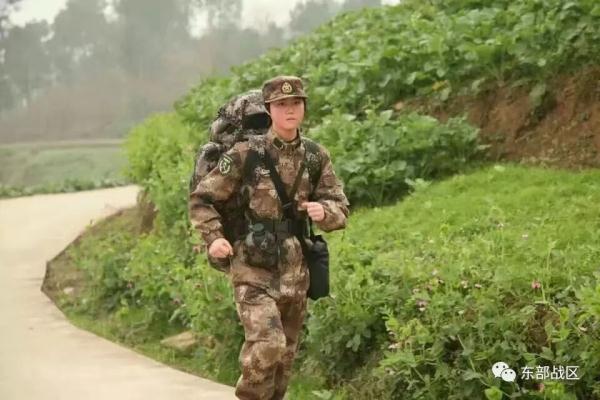 这个退役女兵不简单！复学、考研、考事业编一个没落下！