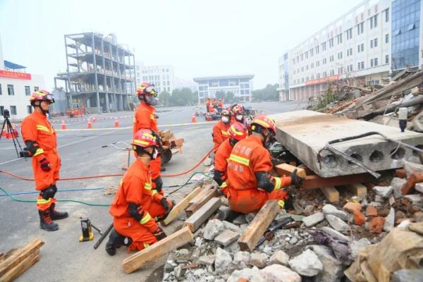 送别！缅怀！毛景荣、刘泽军！